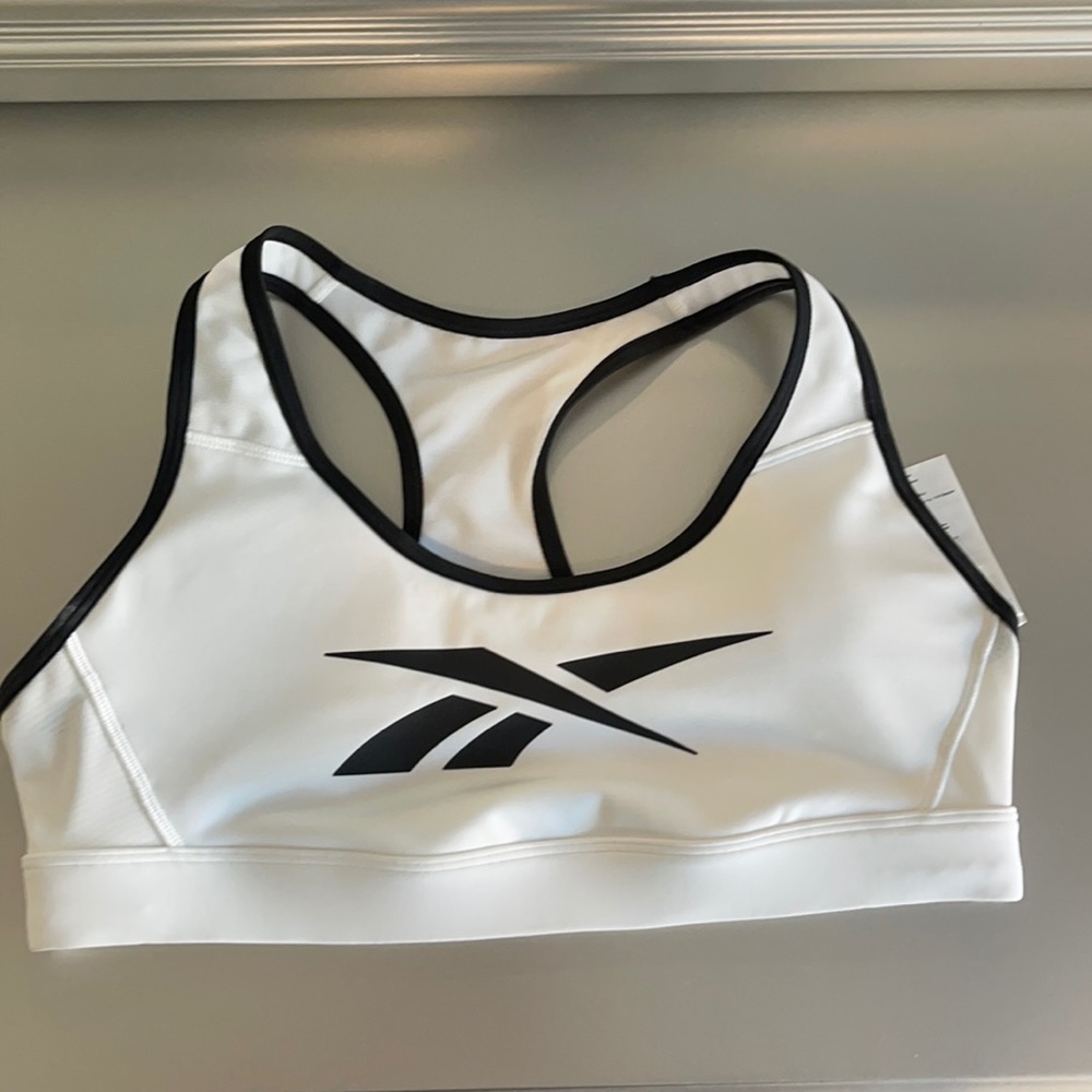 BRAND NEW Sports bra